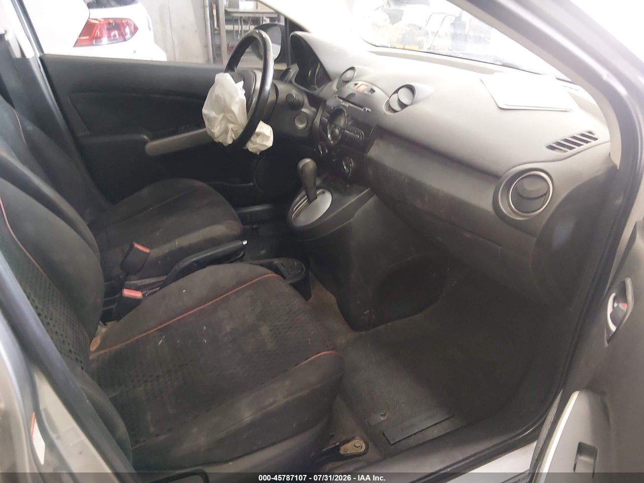 2011 MAZDA MAZDA2 TOURING · 5/10