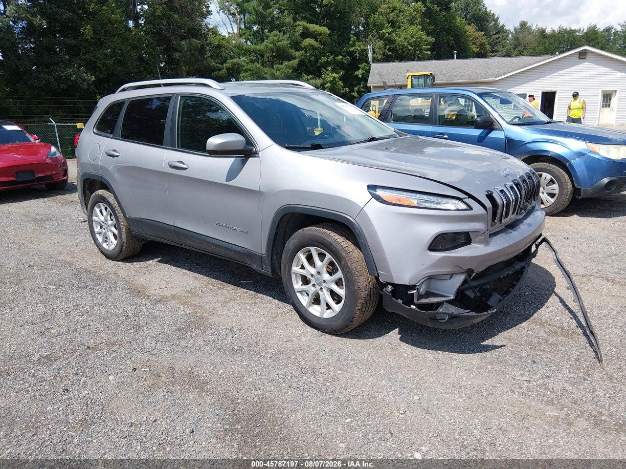 1C4PJMCS4HD****** · 2017 JEEP CHEROKEE LATITUDE