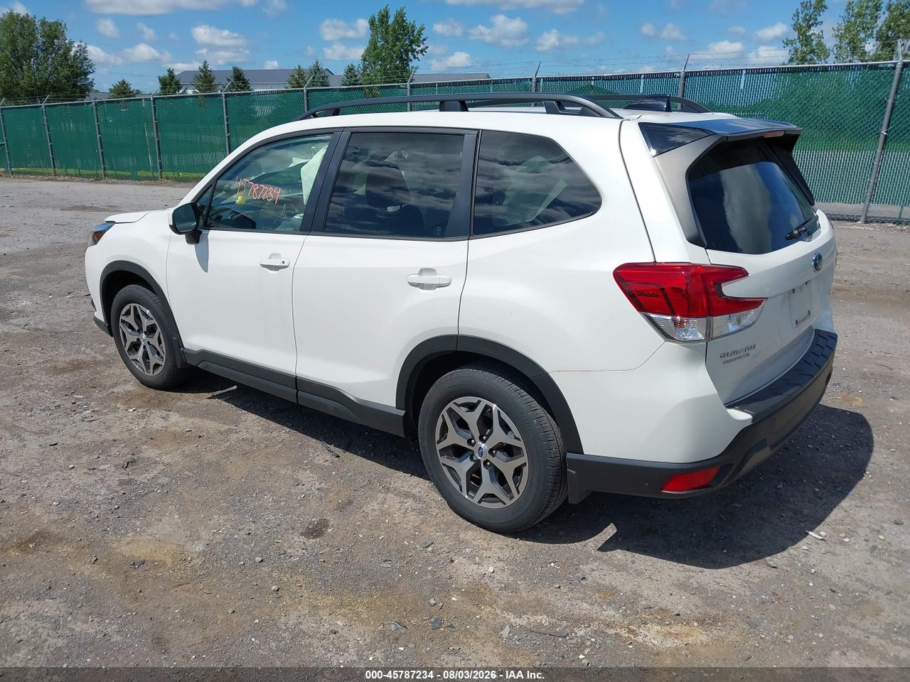 2024 SUBARU FORESTER PREMIUM · 3/11