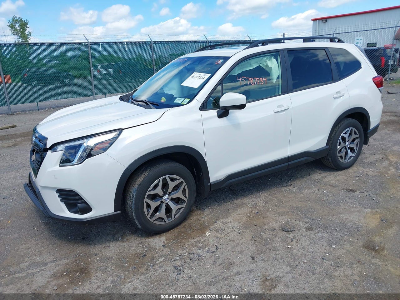 2024 SUBARU FORESTER PREMIUM · 2/11