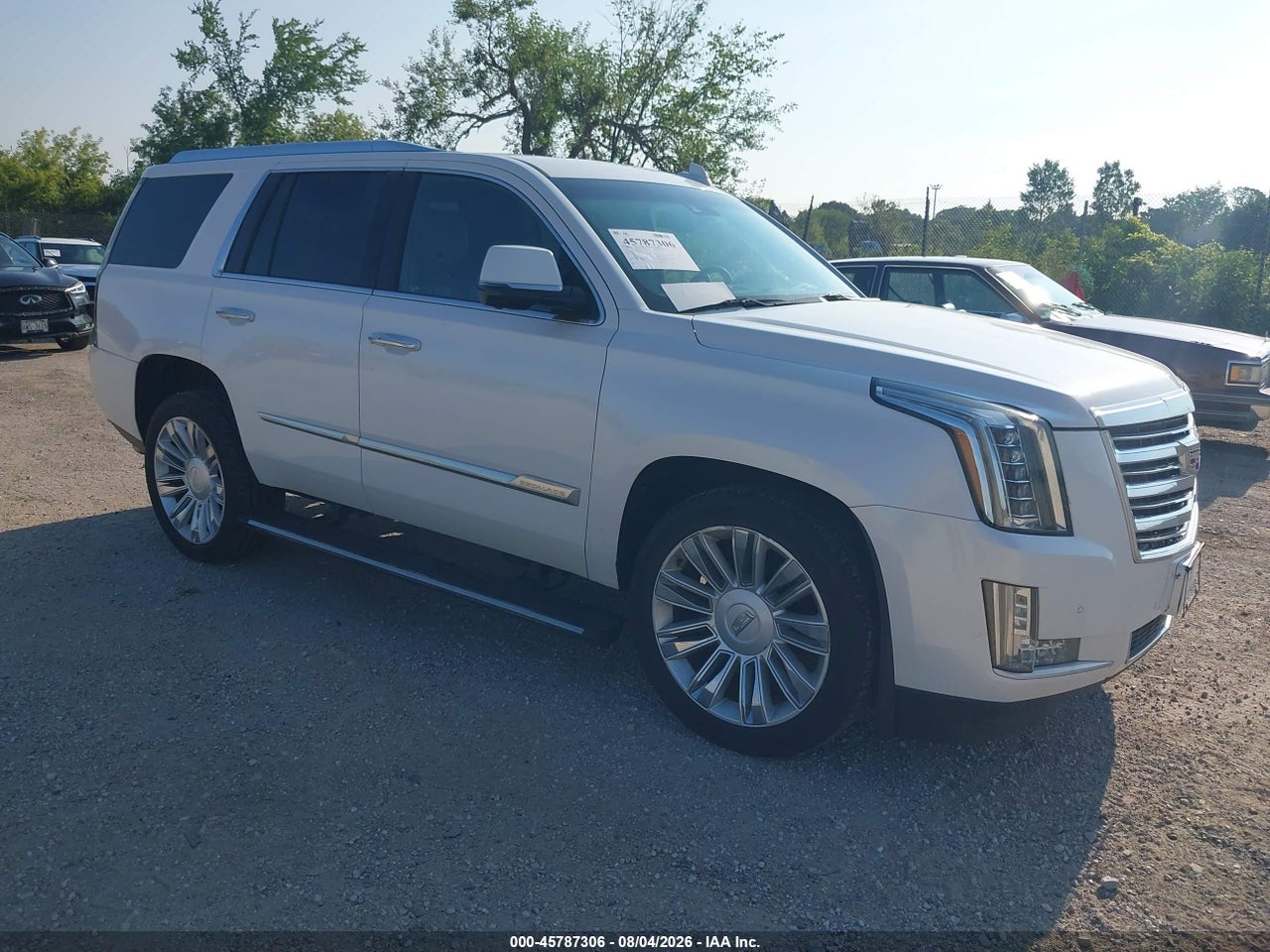 1GYS4DKJ3GR****** · 2016 CADILLAC ESCALADE PLATINUM