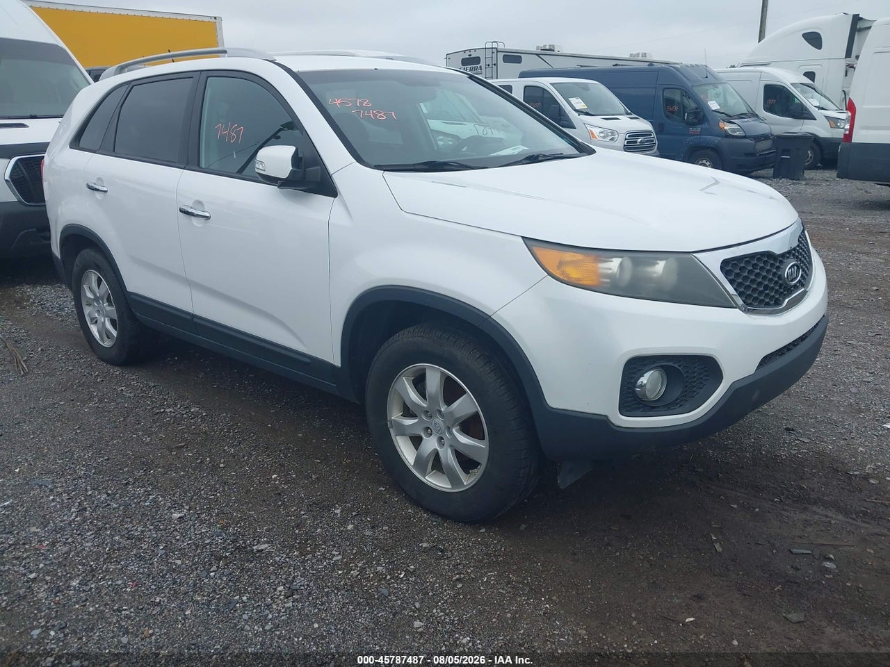 5XYKT4A19BG****** · 2011 KIA SORENTO LX