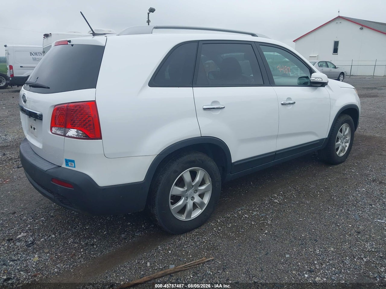 2011 KIA SORENTO LX · 4/11