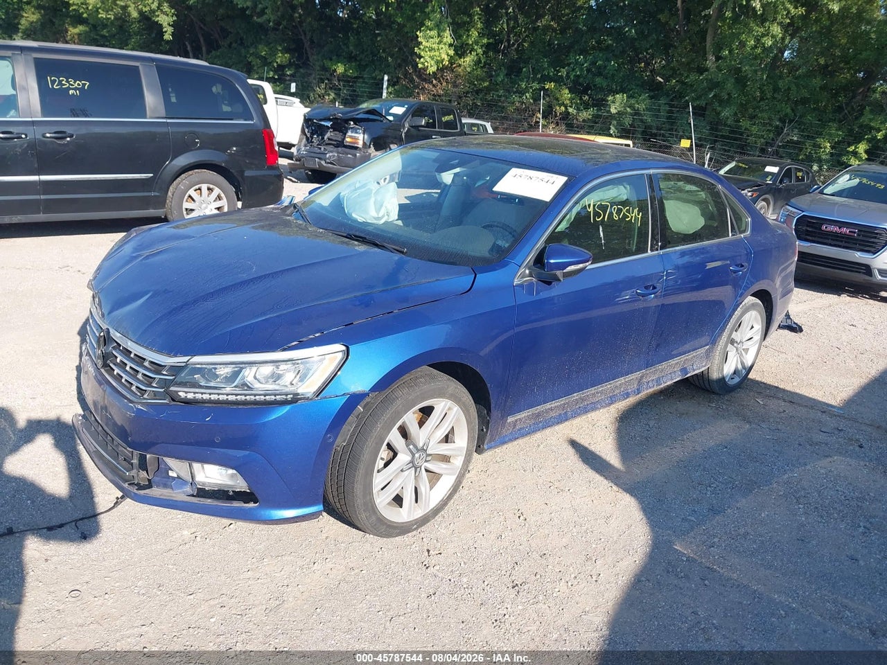 2017 VOLKSWAGEN PASSAT 1.8T SEL PREMIUM · 2/10