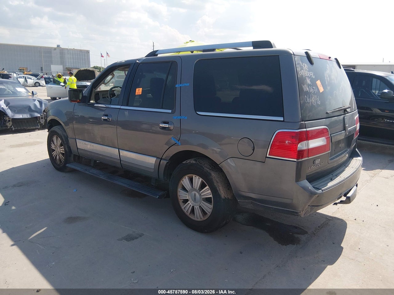 2010 LINCOLN NAVIGATOR · 3/10