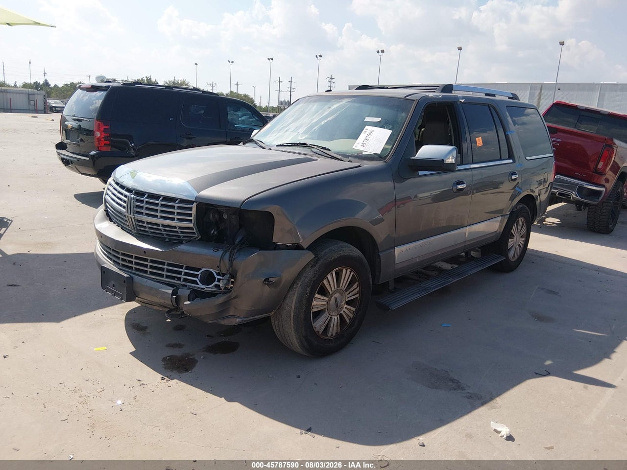 2010 LINCOLN NAVIGATOR · 2/10