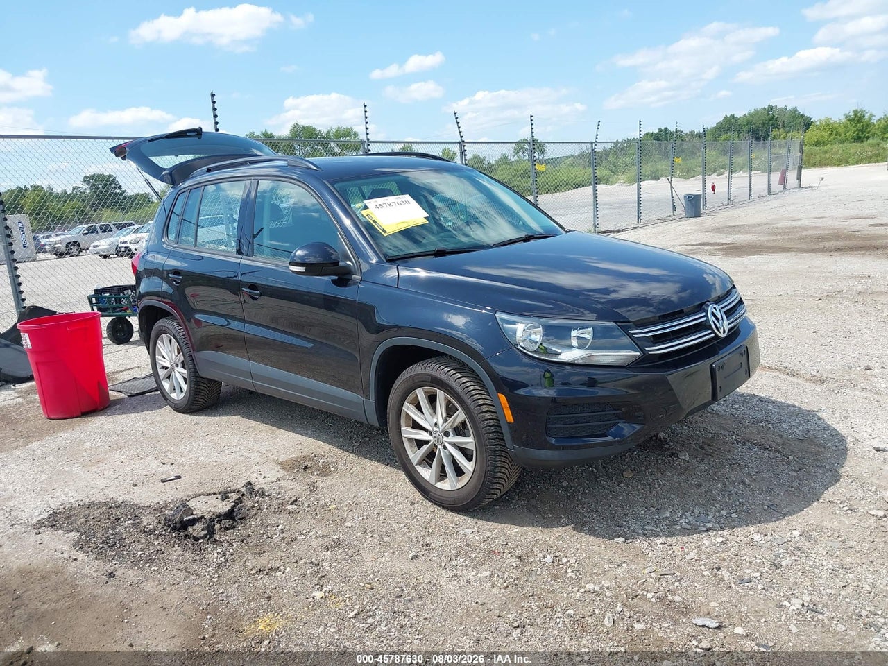 WVGBV7AXXJK****** · 2018 VOLKSWAGEN TIGUAN LIMITED 2.0T