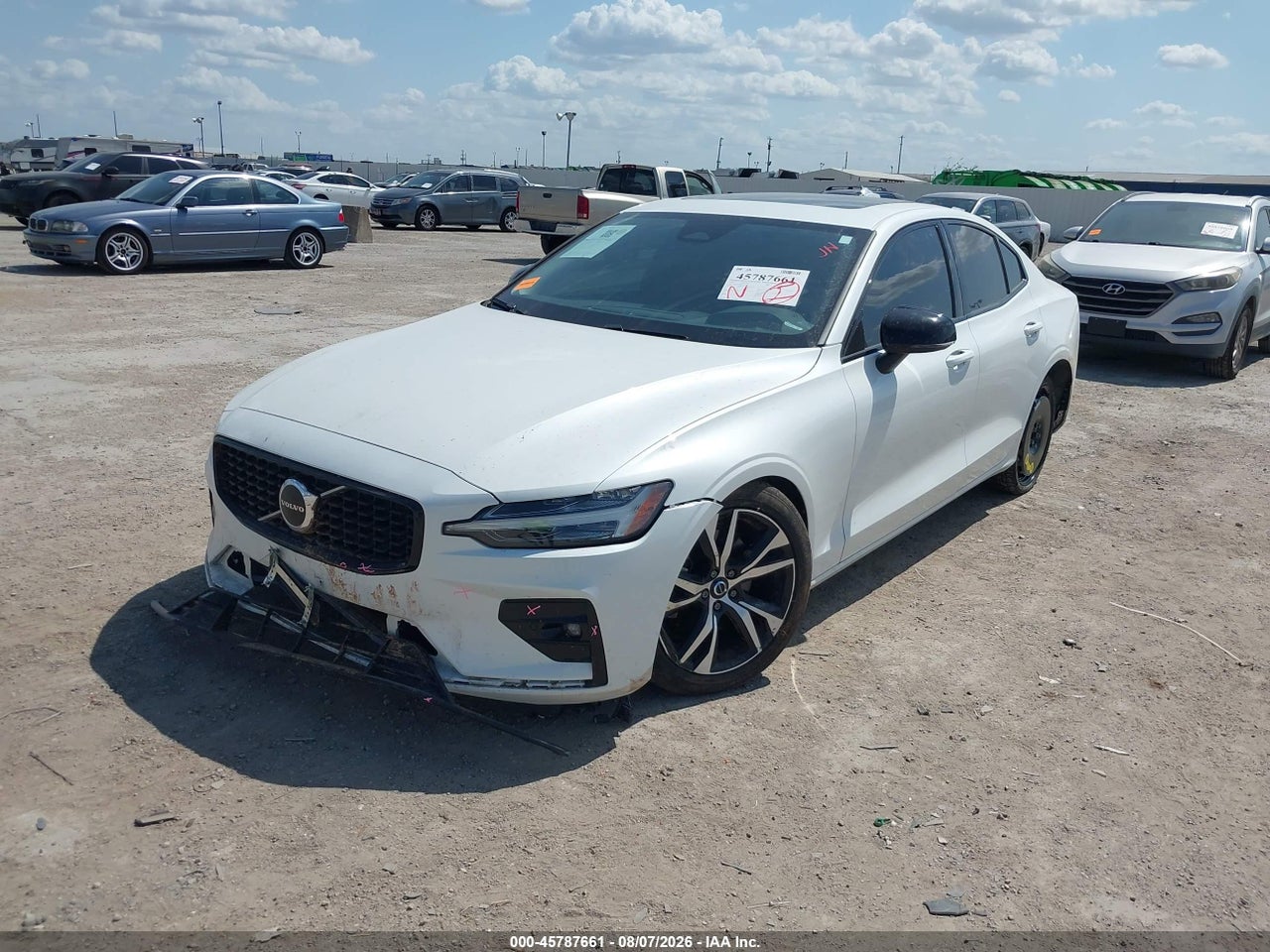 2024 VOLVO S60 B5 CORE DARK THEME · 2/11