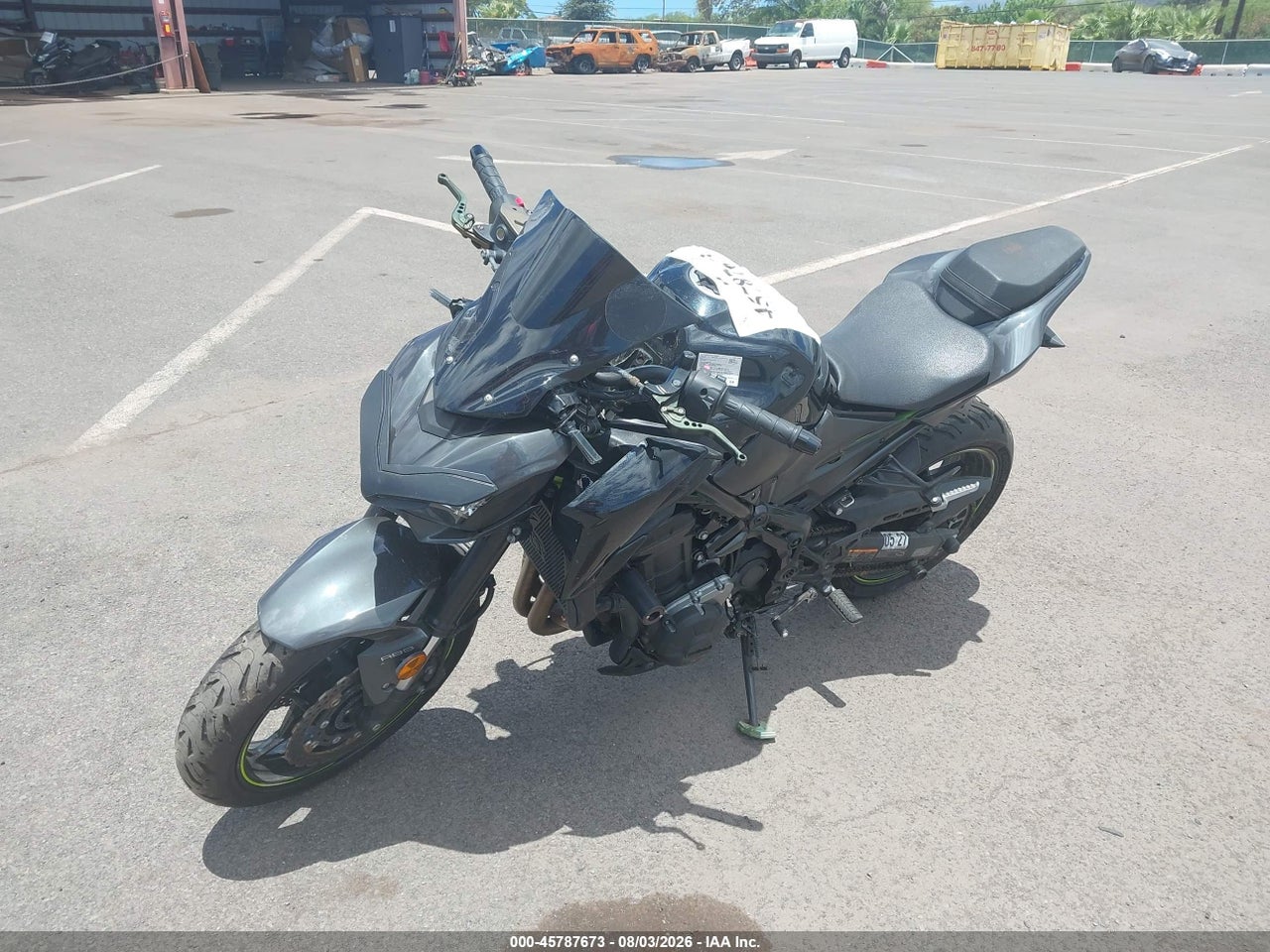 2017 KAWASAKI ZR900 · 2/10
