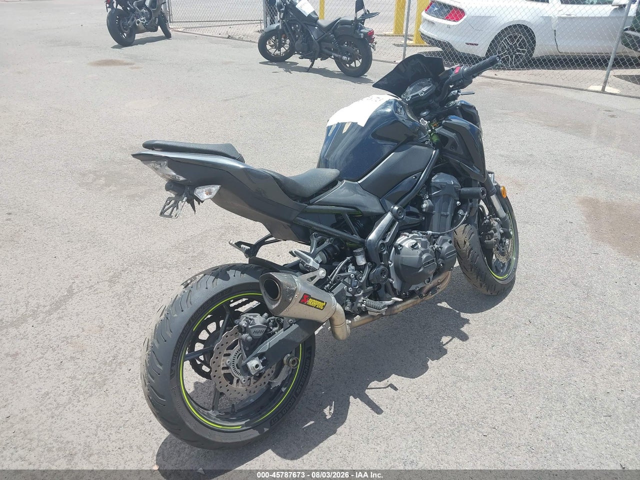 2017 KAWASAKI ZR900 · 4/10