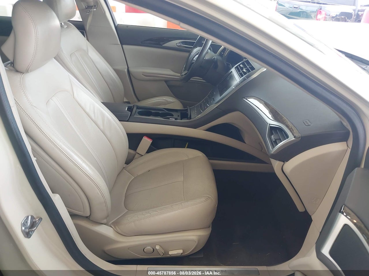 2016 LINCOLN MKZ HYBRID   · 5/11