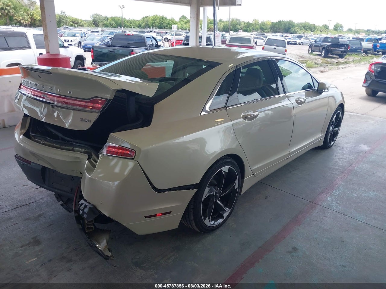 2016 LINCOLN MKZ HYBRID   · 4/11