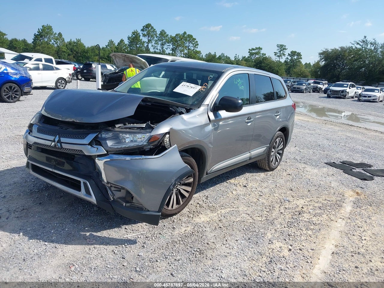 2019 MITSUBISHI OUTLANDER ES · 2/11