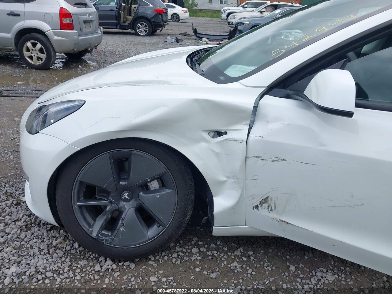 2023 TESLA MODEL 3 REAR-WHEEL DRIVE · 6/9