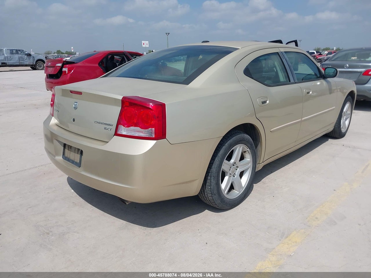 2010 DODGE CHARGER SXT · 4/11
