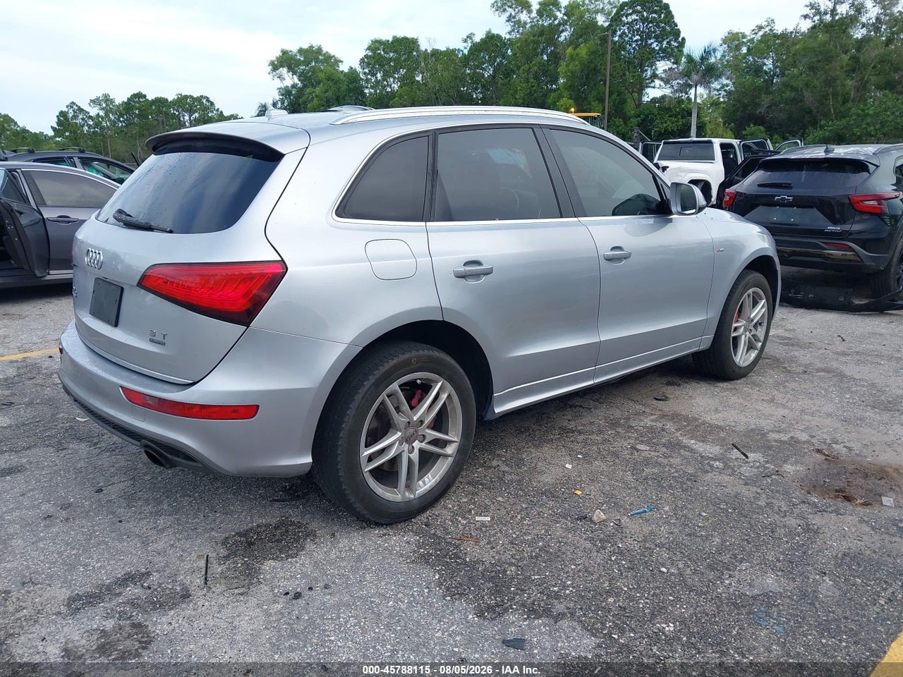 2017 AUDI Q5 3.0T PREMIUM PLUS · 4/10