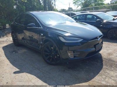 5YJXCBE23JF****** · 2018 TESLA MODEL X 100D/75D/P100D