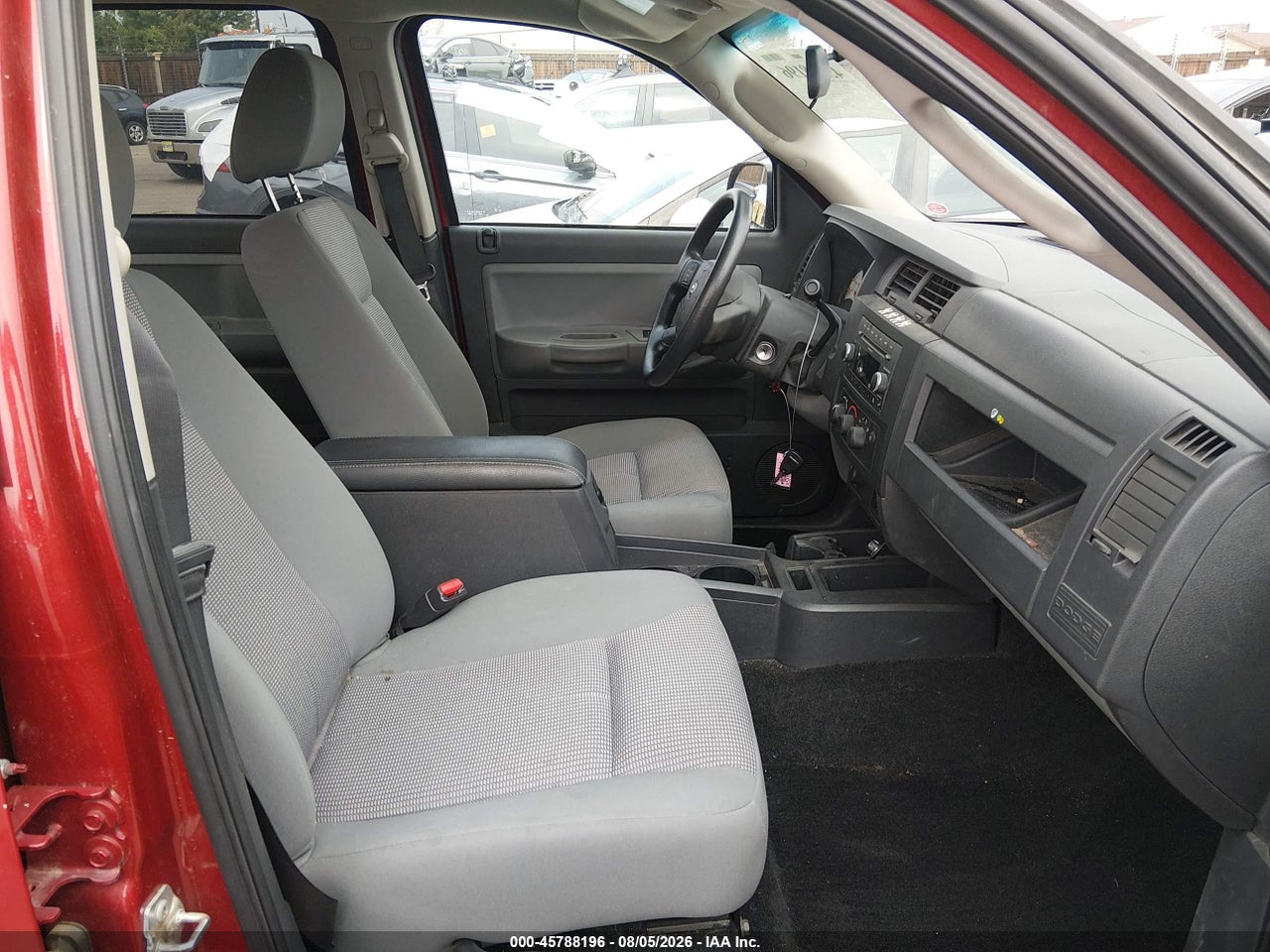 2010 DODGE DAKOTA BIGHORN/LONESTAR · 5/11