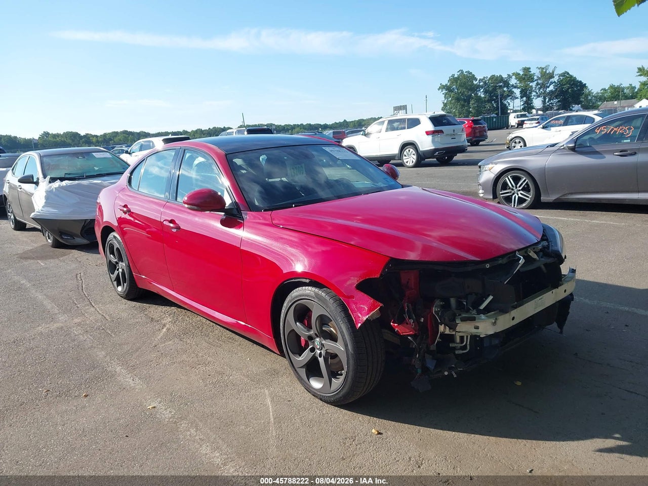 ZARFAEDN4J7****** · 2018 ALFA ROMEO GIULIA AWD