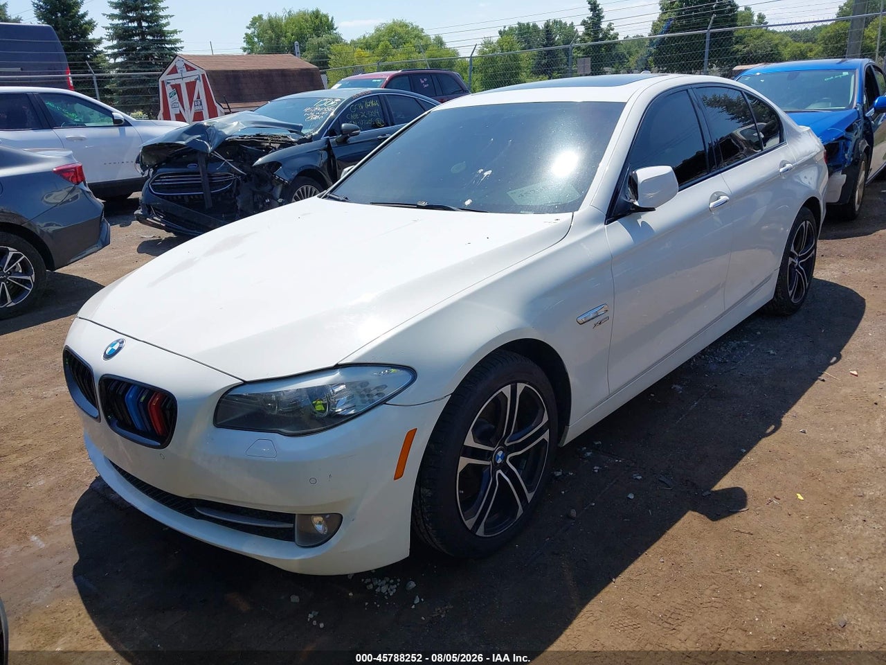 2012 BMW 528I XDRIVE · 2/11