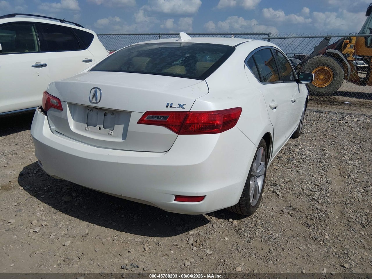 2015 ACURA ILX 2.0L · 4/11
