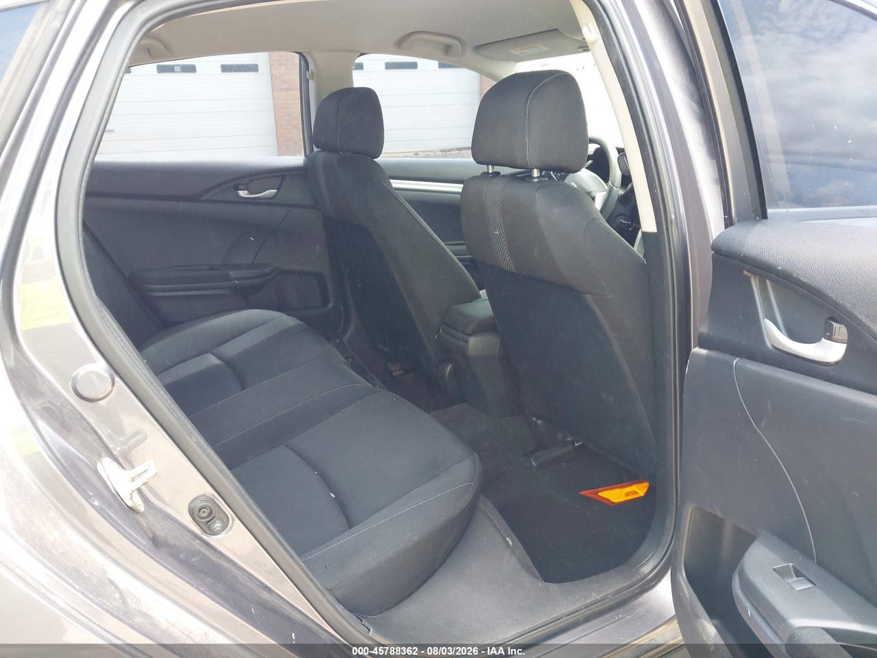 19XFC2F53GE****** · 2016 HONDA CIVIC LX · 8/11