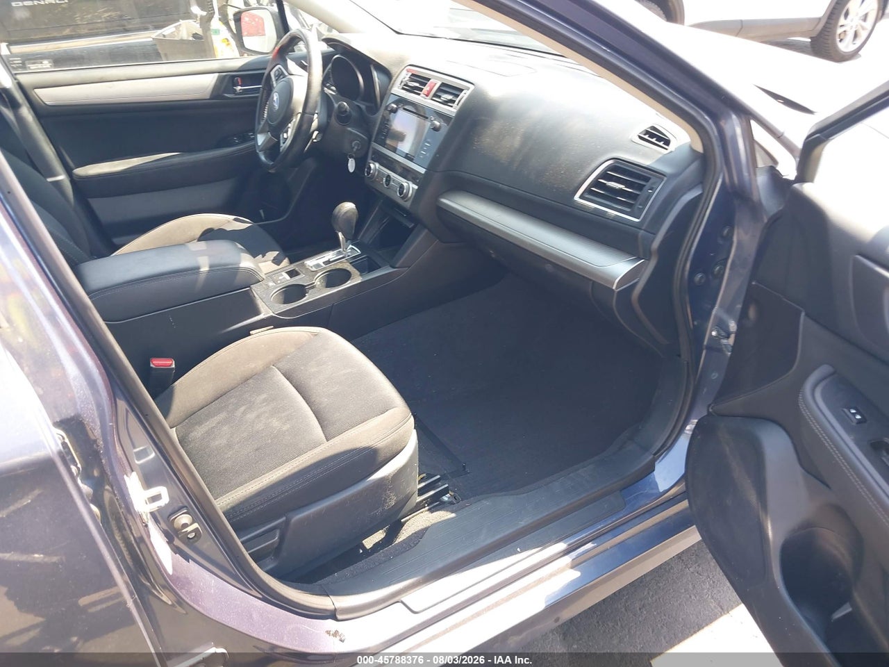 2017 SUBARU LEGACY 2.5I PREMIUM · 5/10