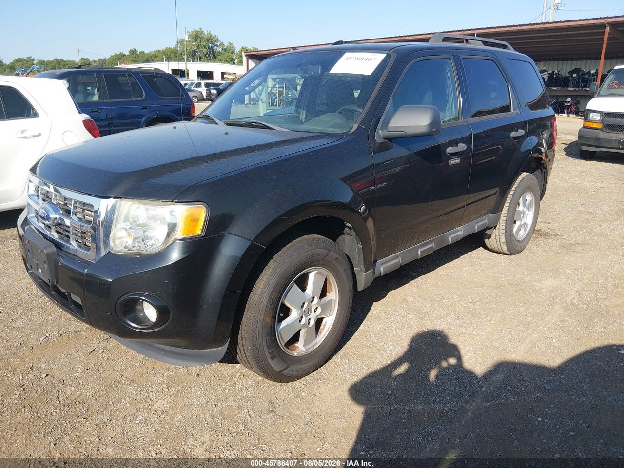 1FMCU0D75BK****** · 2011 FORD ESCAPE XLT · 2/11