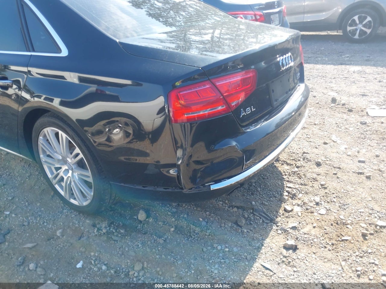 2012 AUDI A8 L 4.2 · 6/11