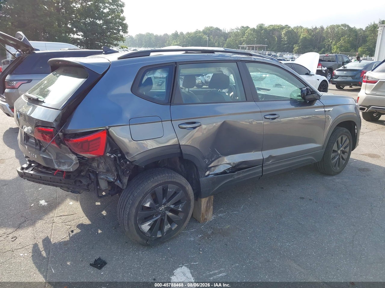 2022 VOLKSWAGEN TAOS 1.5T S · 4/11