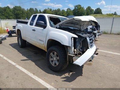 1GTR2VE78DZ****** · 2013 GMC SIERRA 1500 SLE