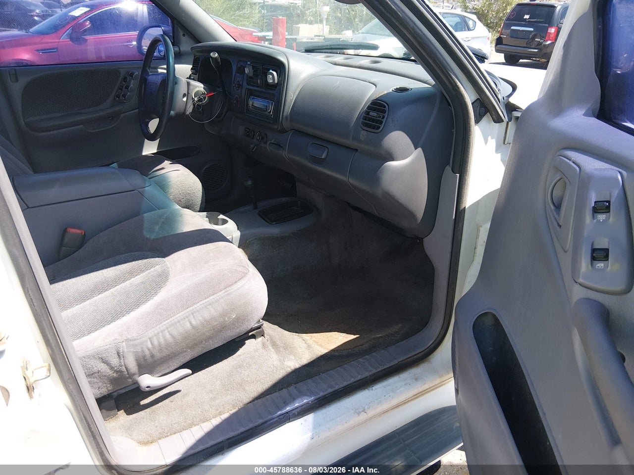2000 DODGE DURANGO   · 5/10