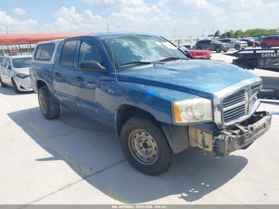 2005 DODGE DAKOTA SLT
