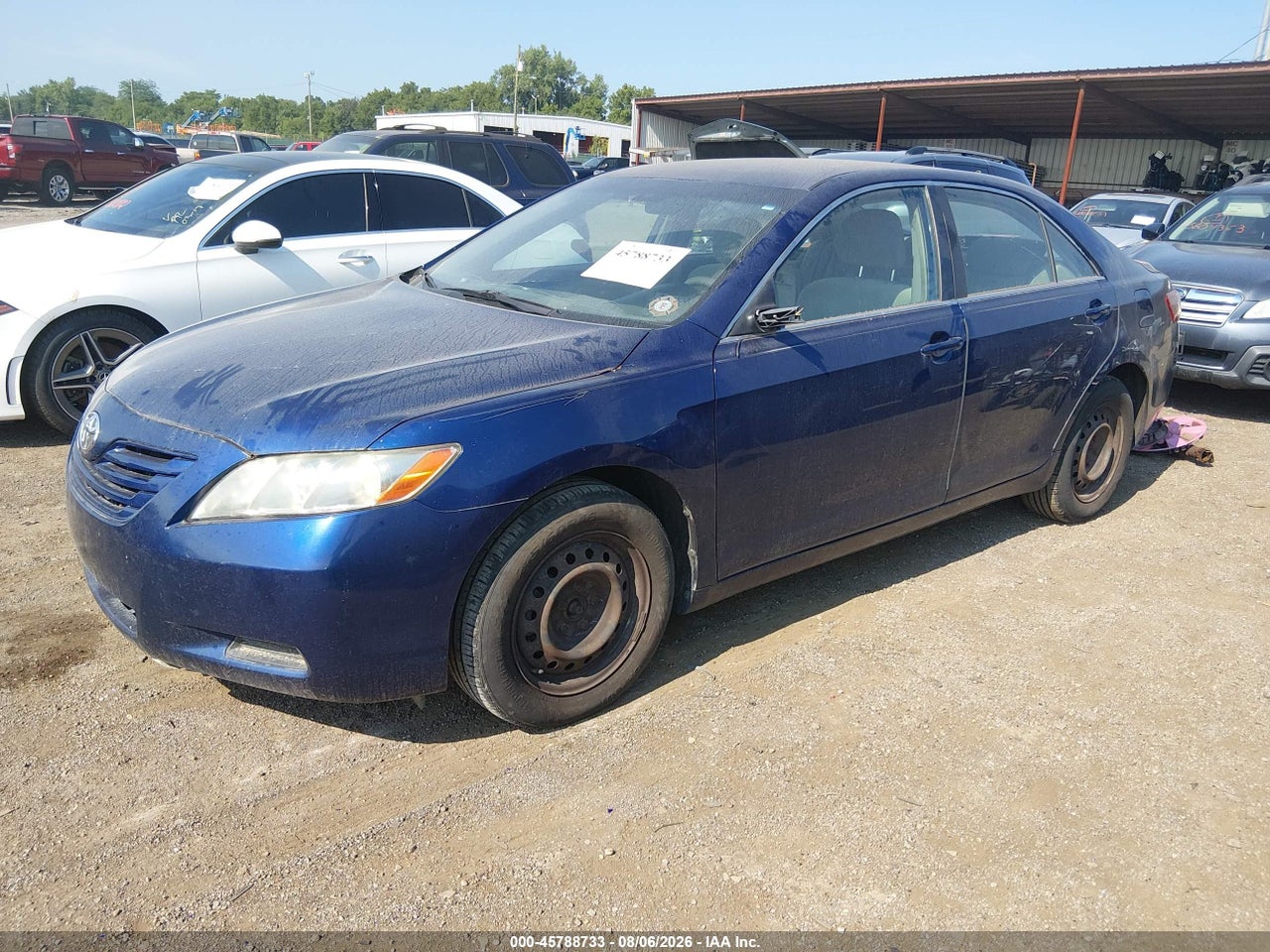 2008 TOYOTA CAMRY LE · 2/11