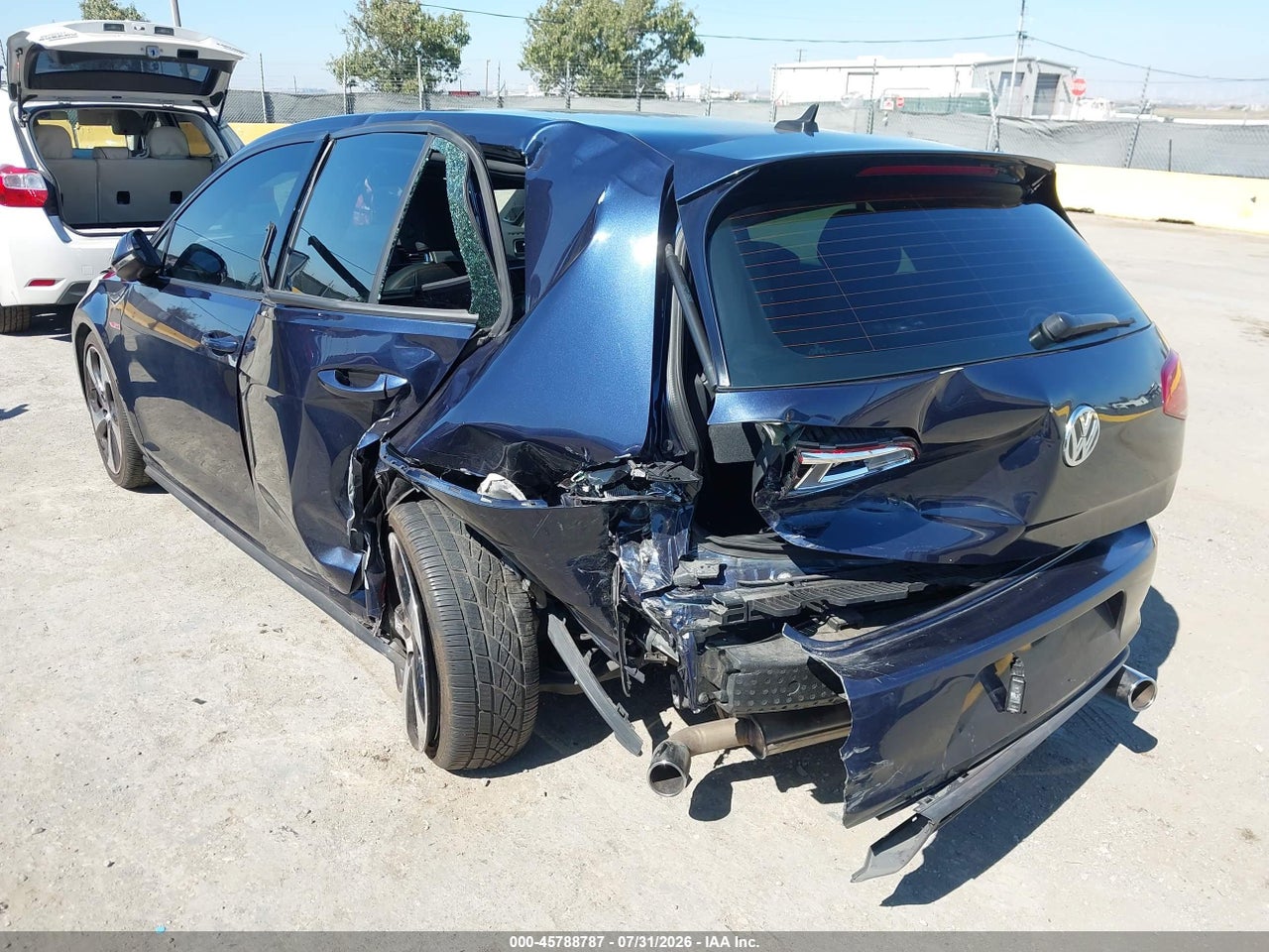 3VW447AU3HM****** · 2017 VOLKSWAGEN GOLF GTI AUTOBAHN 4-DOOR/S 4-DOOR/SE 4-DOOR/SPORT 4-DOOR · 6/11