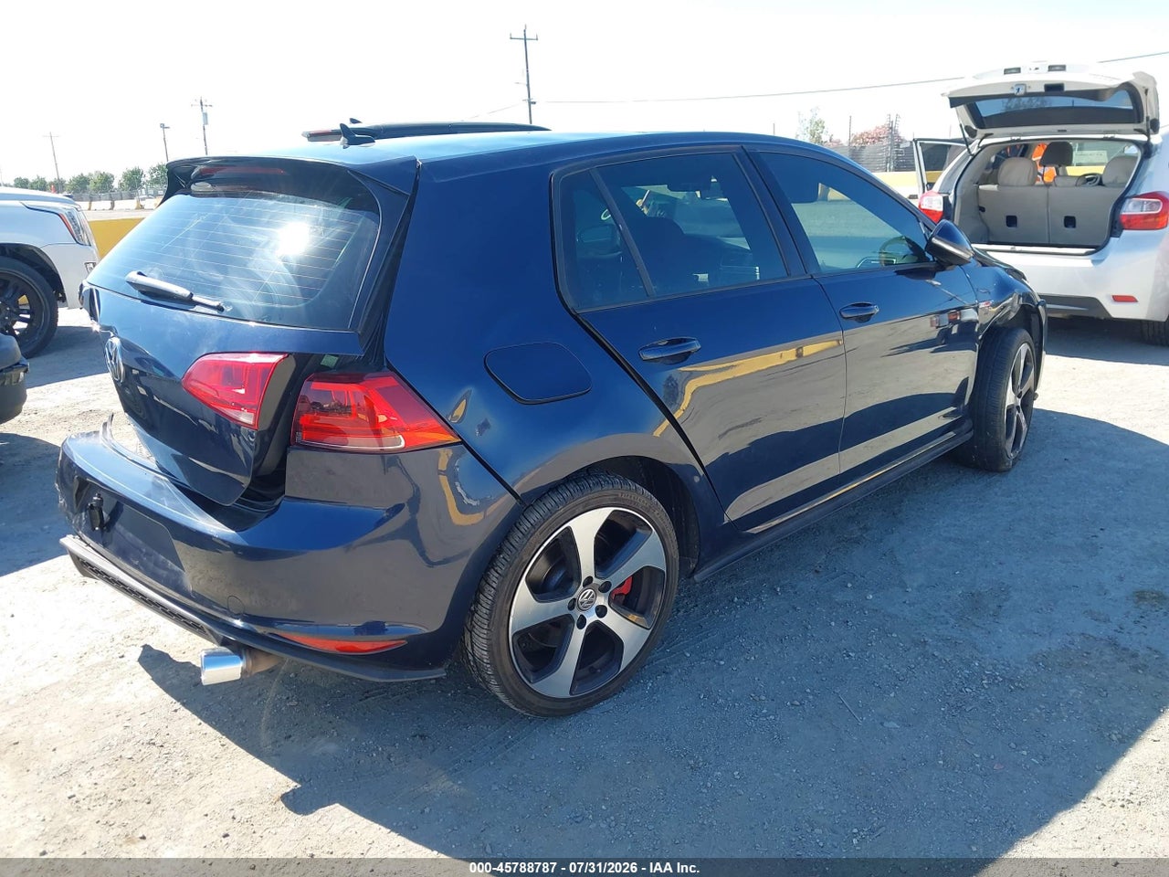 3VW447AU3HM****** · 2017 VOLKSWAGEN GOLF GTI AUTOBAHN 4-DOOR/S 4-DOOR/SE 4-DOOR/SPORT 4-DOOR · 4/11