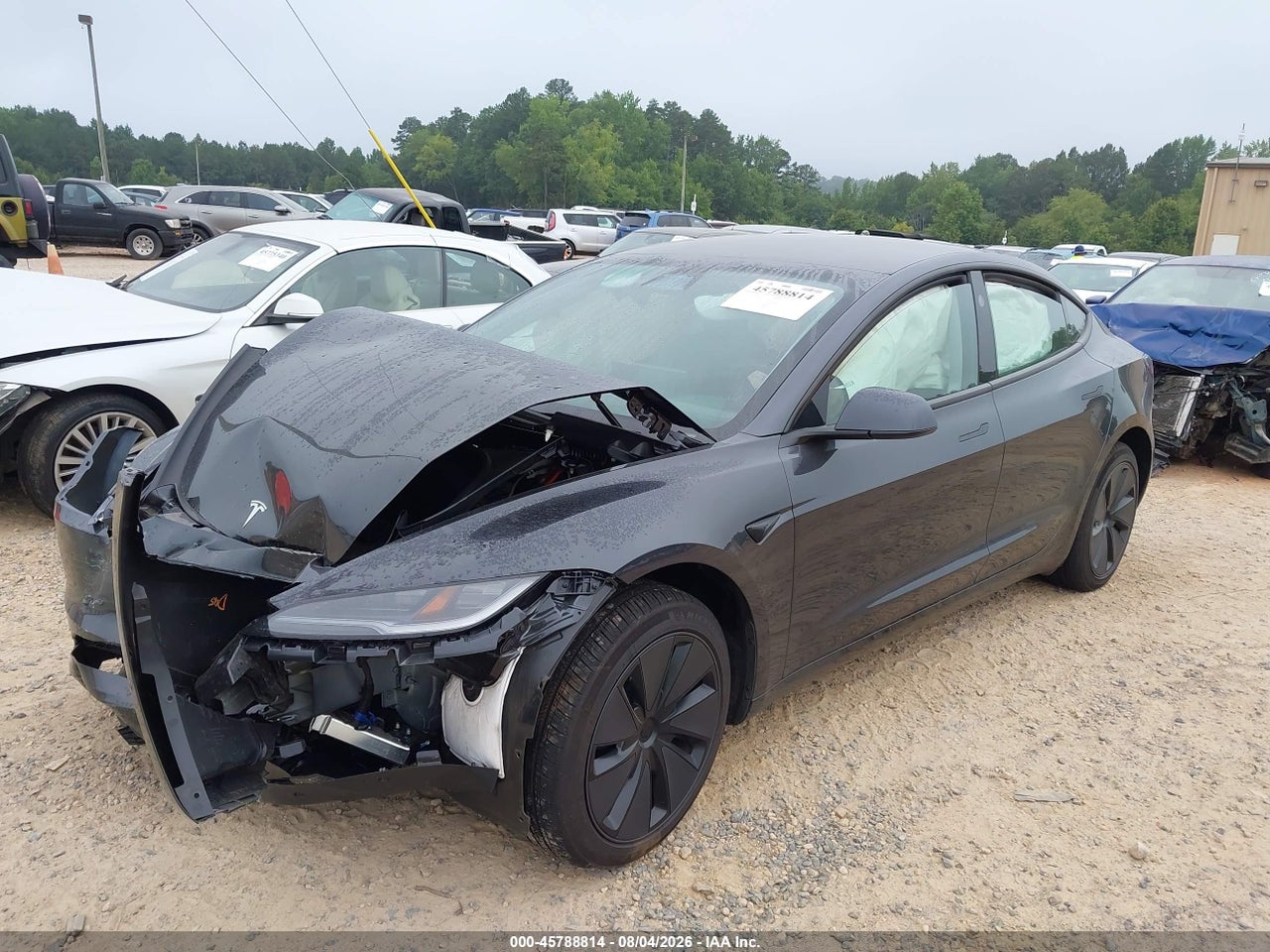 2025 TESLA MODEL 3 LONG RANGE REAR-WHEEL DRIVE/STANDARD REAR-WHEEL DRIVE · 2/9