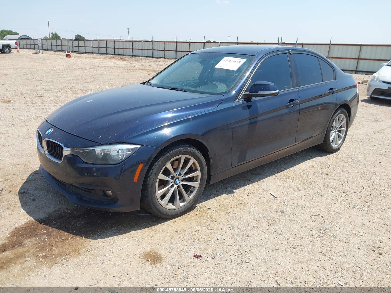 2017 BMW 320I · 2/11