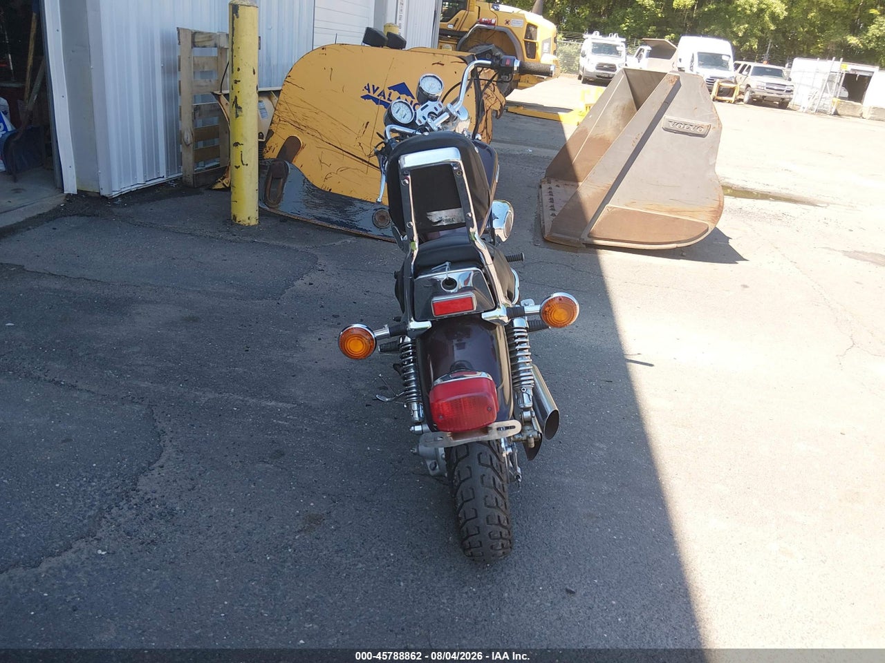 1987 YAMAHA XV700 C · 6/11