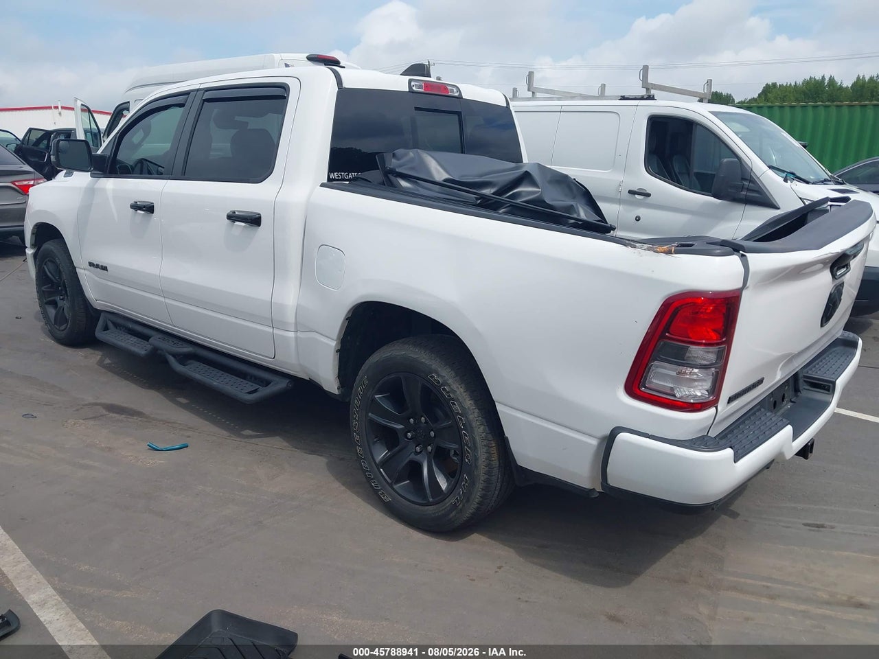 2023 RAM 1500 BIG HORN  4X2 5'7 BOX · 3/11