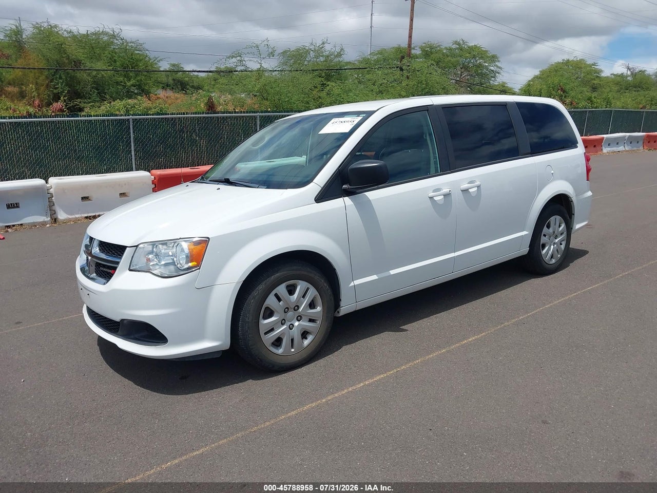 2018 DODGE GRAND CARAVAN SE · 2/11