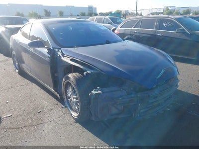 2015 TESLA MODEL S 85D/P85D