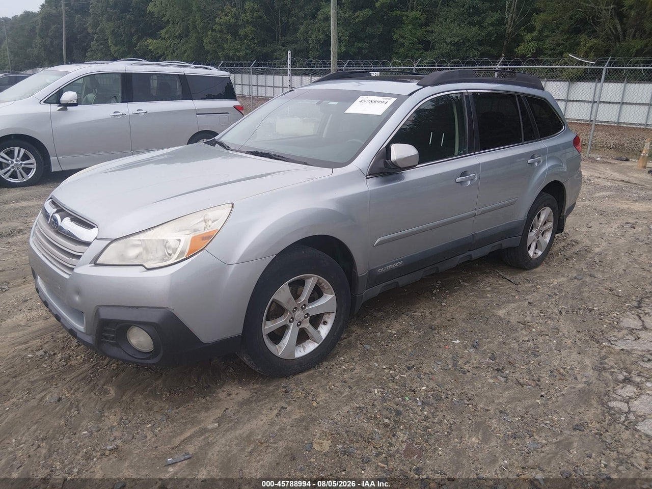 2013 SUBARU OUTBACK 2.5I PREMIUM · 2/11