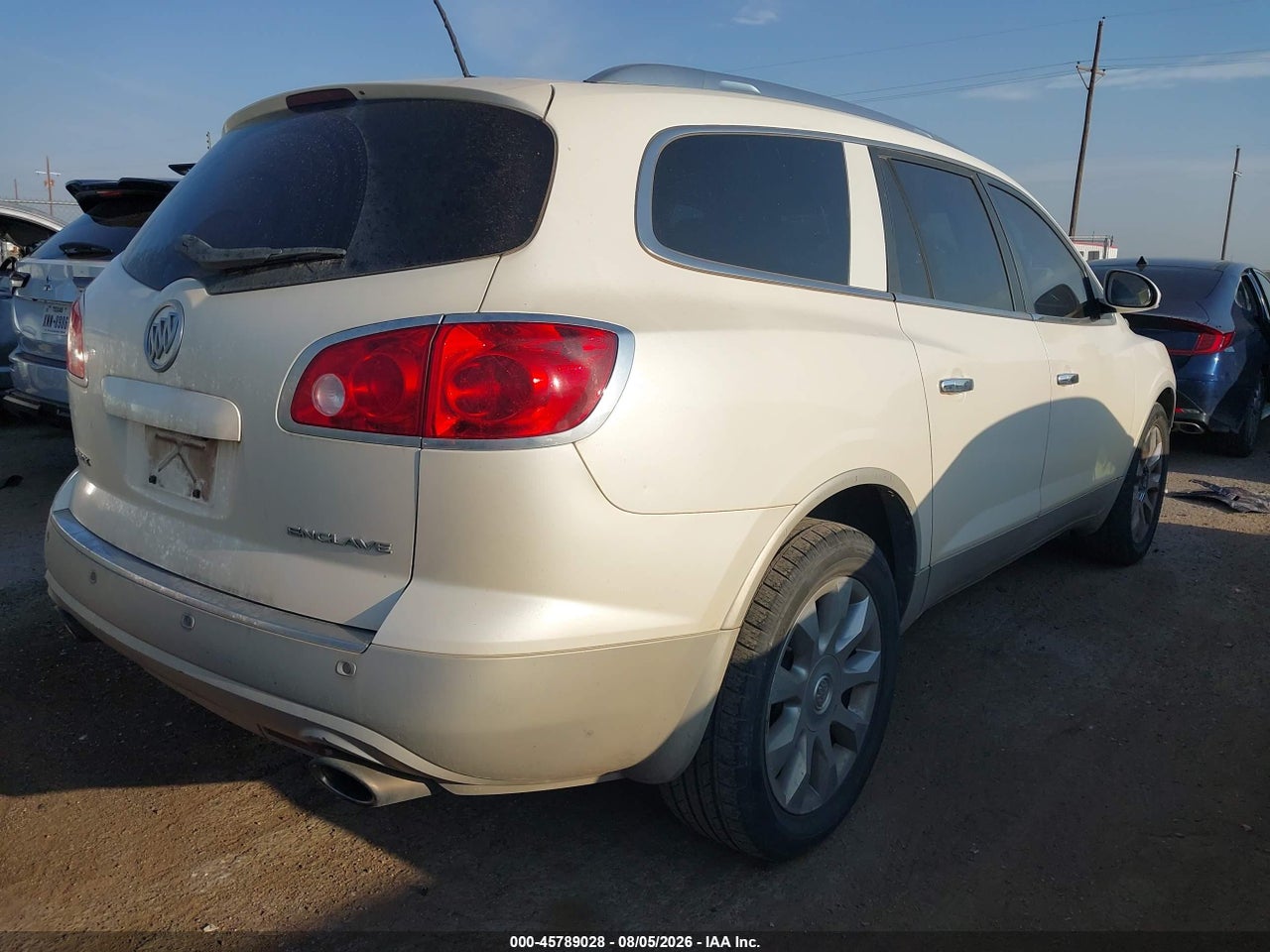 2012 BUICK ENCLAVE PREMIUM · 4/11