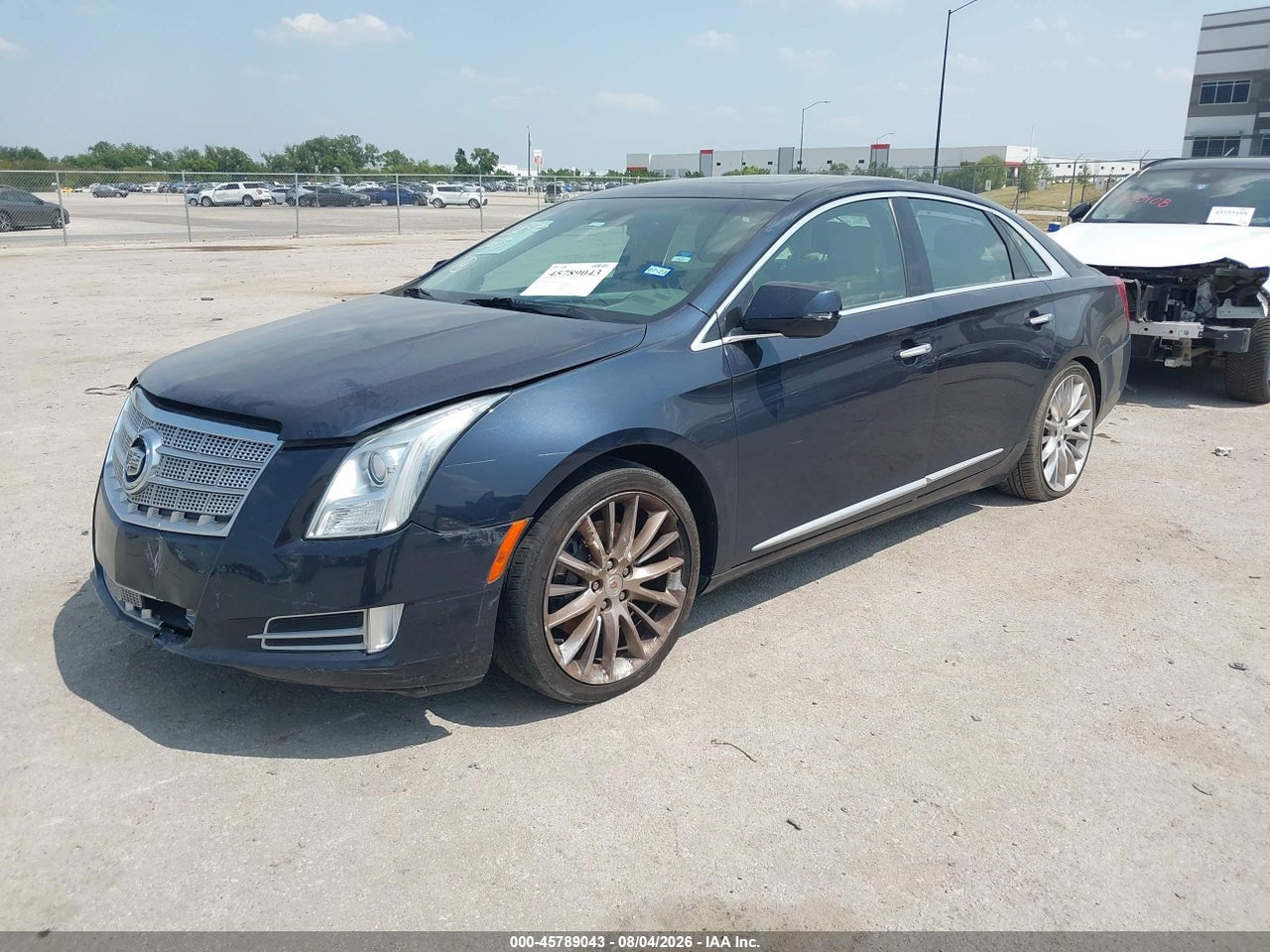 2013 CADILLAC XTS PLATINUM · 2/11