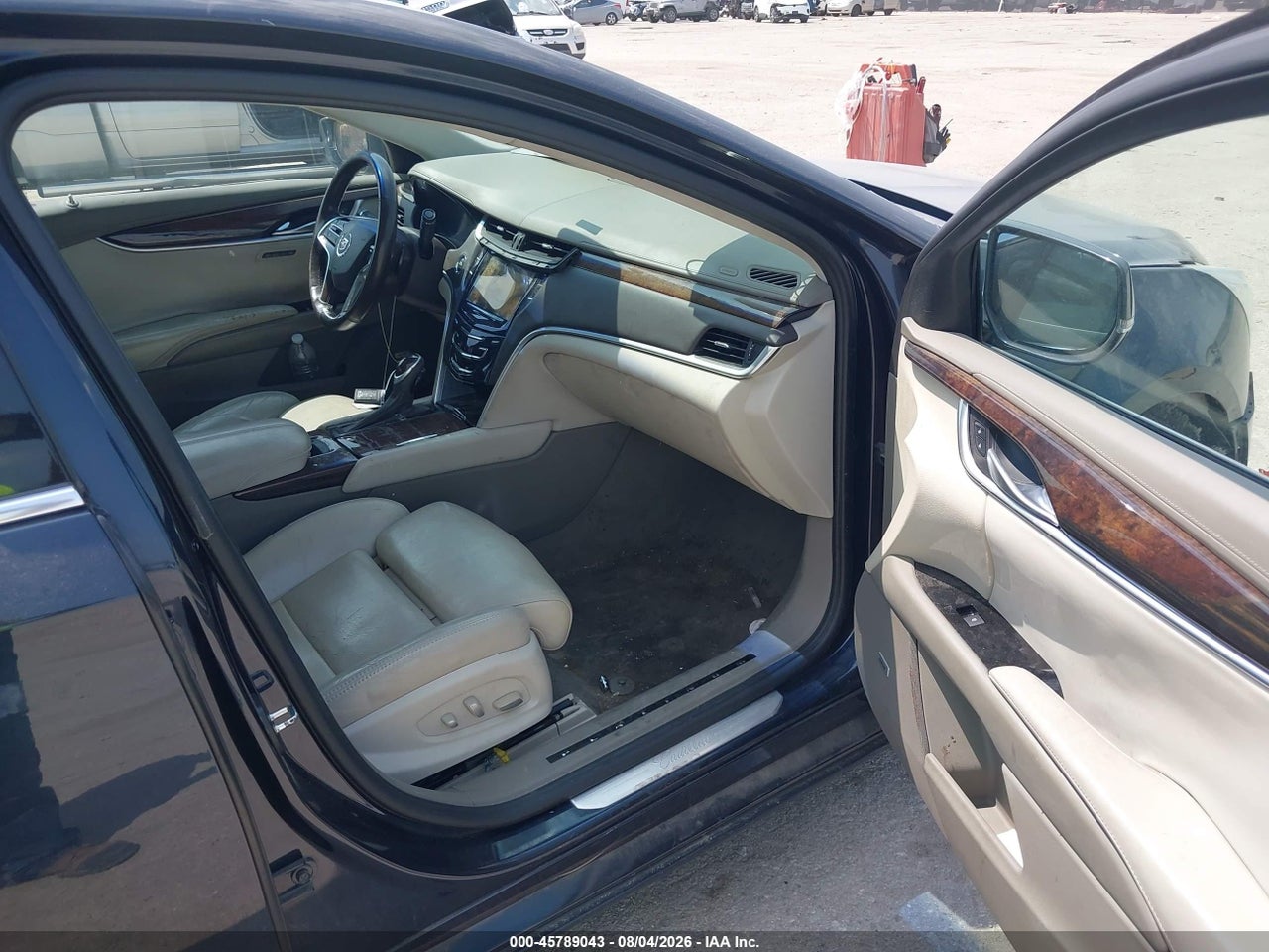 2013 CADILLAC XTS PLATINUM · 5/11