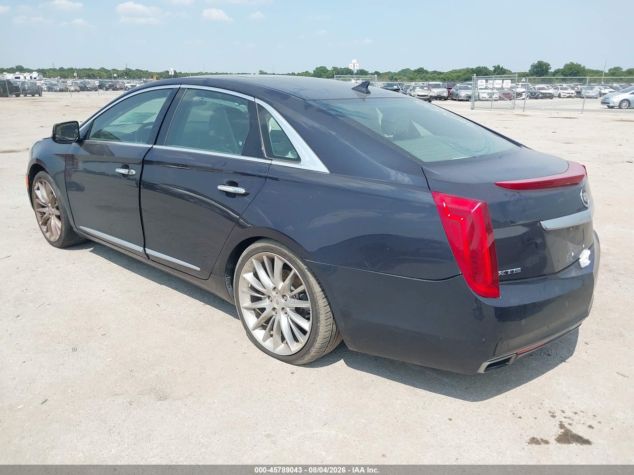 2013 CADILLAC XTS PLATINUM · 3/11