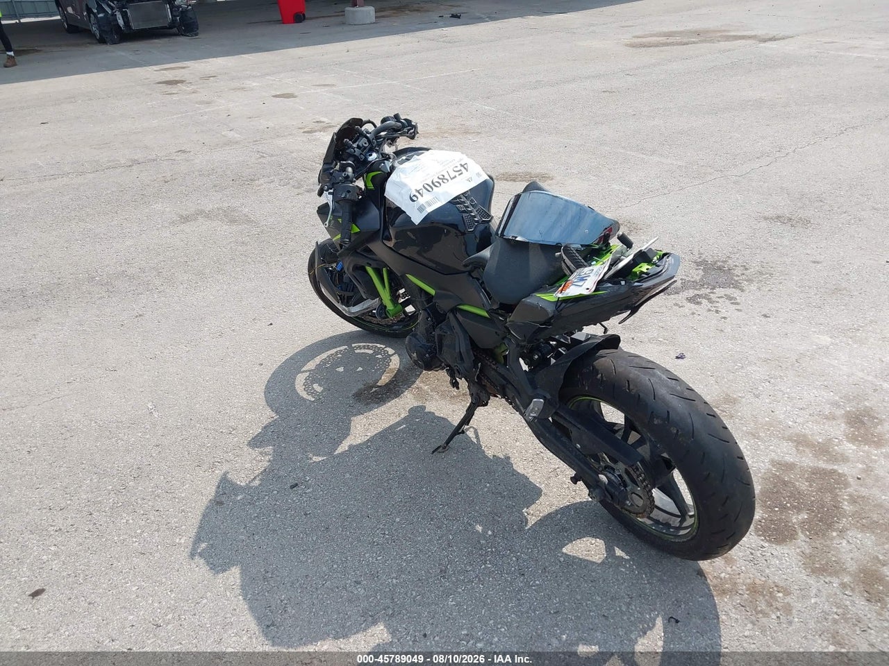 2022 KAWASAKI ER650 L · 4/11