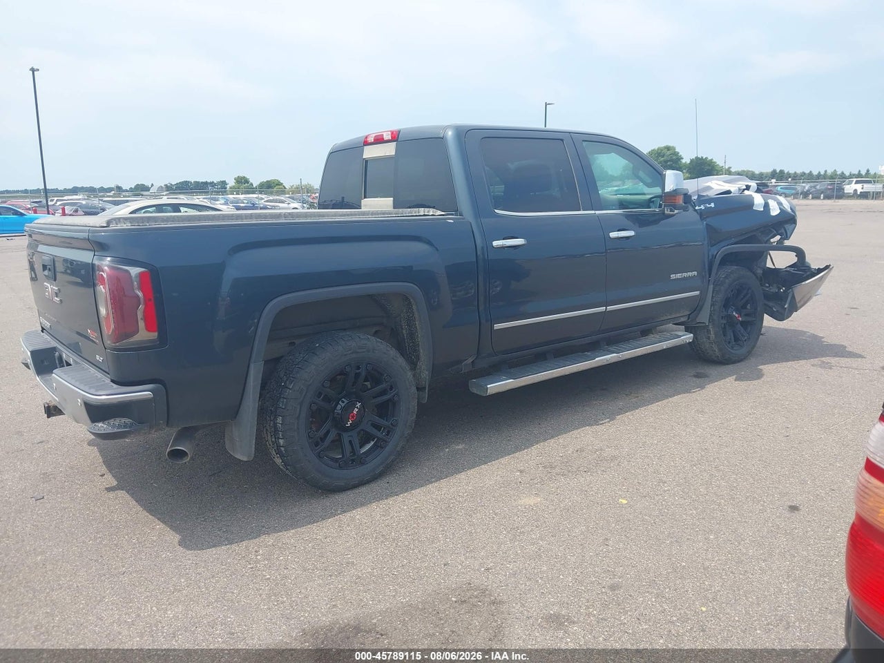 2018 GMC SIERRA 1500 SLT · 4/11