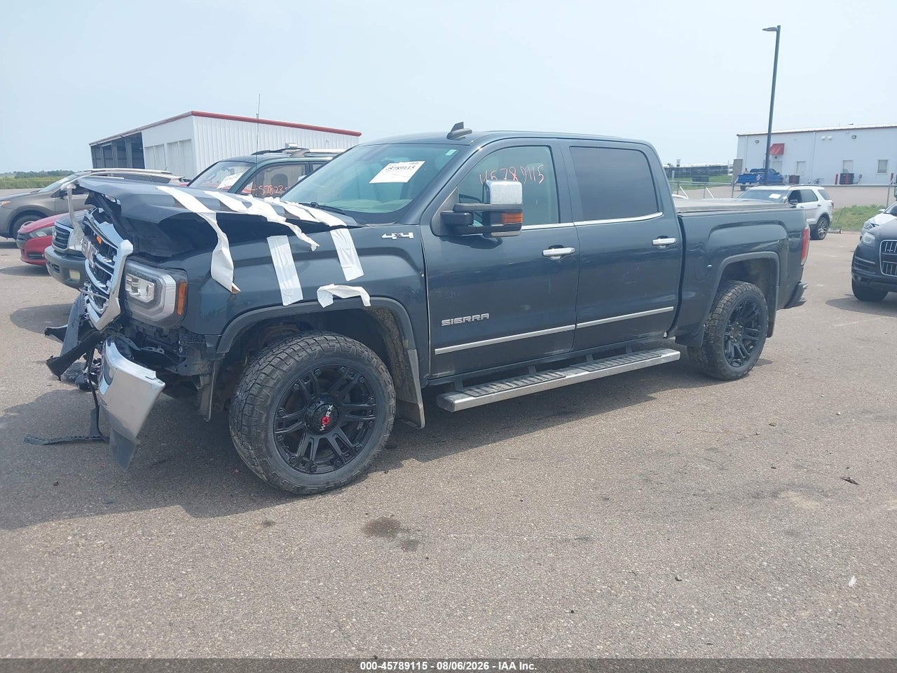 2018 GMC SIERRA 1500 SLT · 2/11
